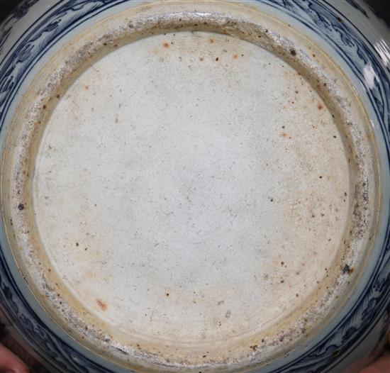 A Chinese blue and white jardiniere, diameter 37cms (star cracked)